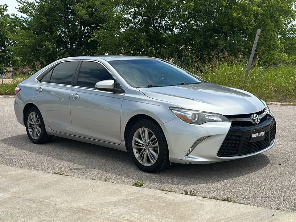 2016 Toyota Camry SE