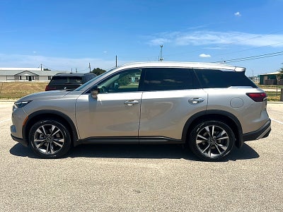 2023 INFINITI QX60 LUXE