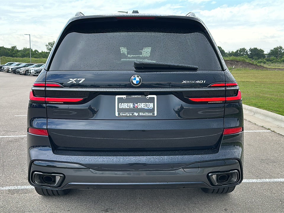 2027 BMW X7 xDrive40i