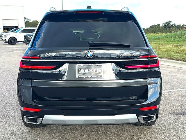 2027 BMW X7 xDrive40i
