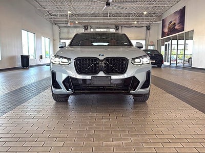 2025 BMW X4 xDrive30i