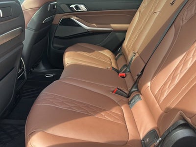 2026 BMW X7 M60i