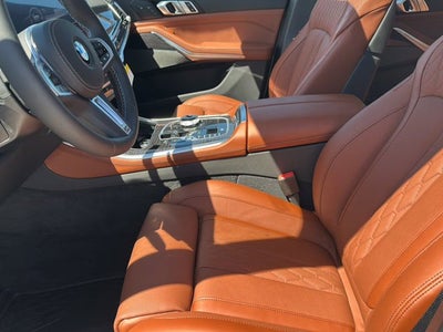 2026 BMW X5 M60i