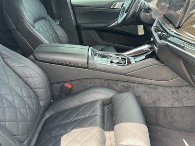 2024 BMW X6 xDrive40i