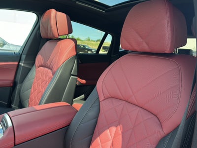 2026 BMW X6 xDrive40i