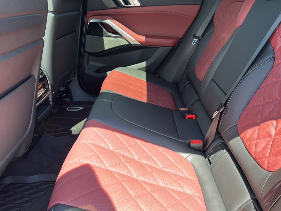2026 BMW X6 xDrive40i