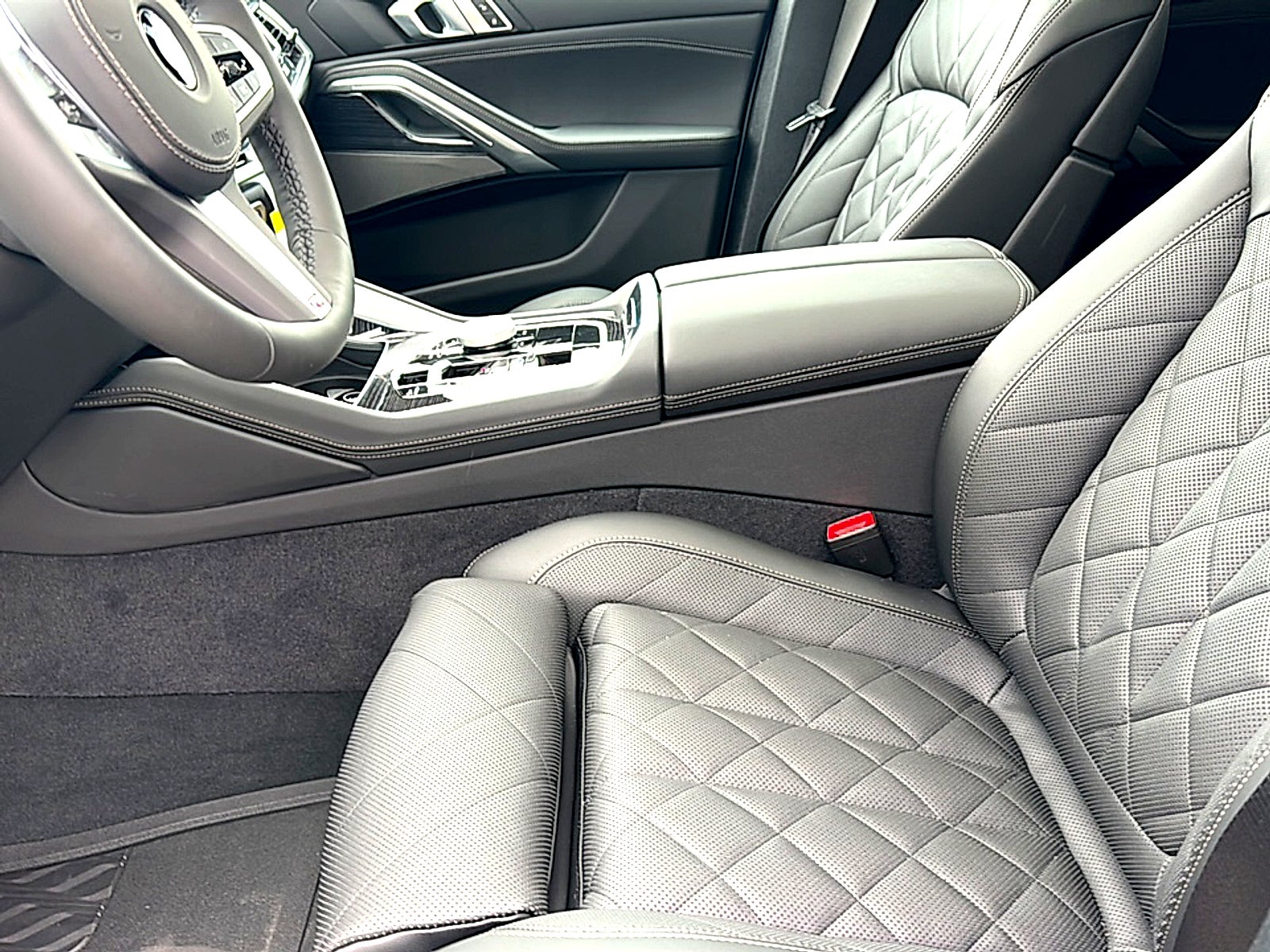 2027 BMW X6 xDrive40i