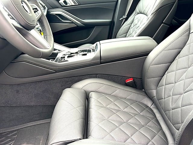 2027 BMW X6 xDrive40i