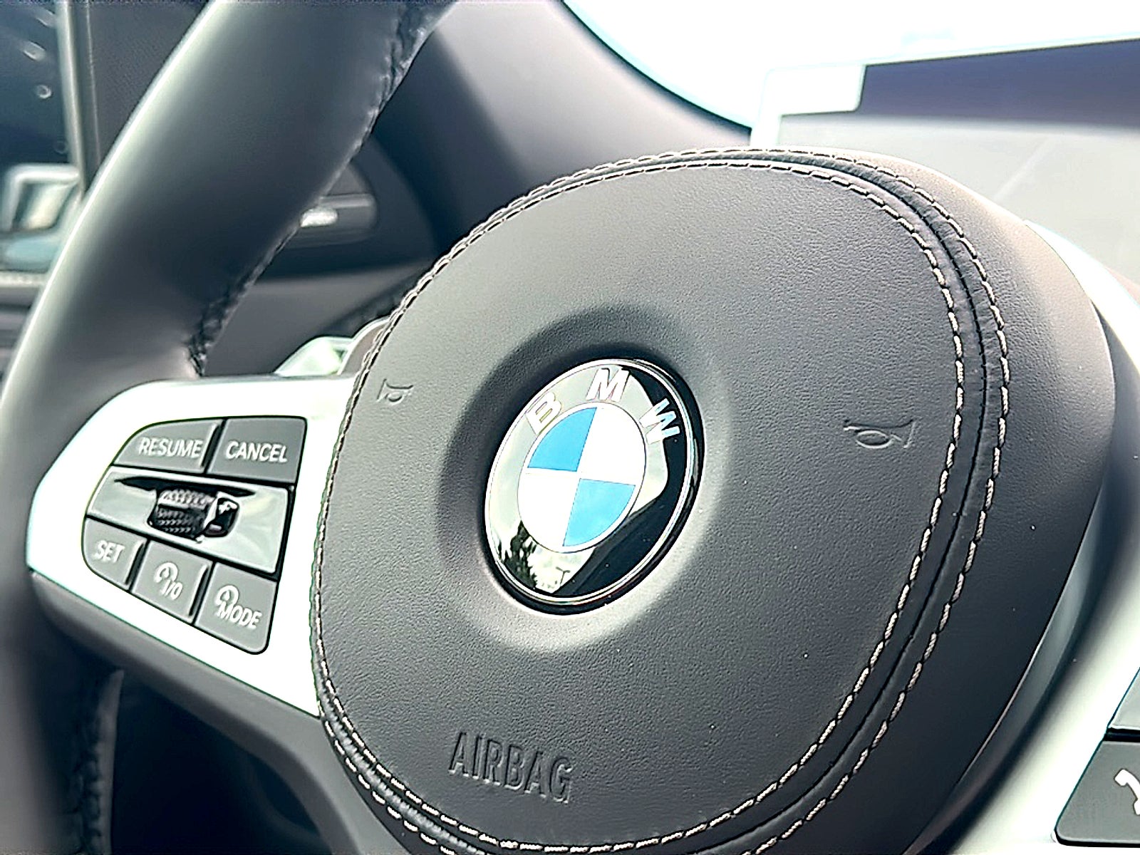 2027 BMW X6 xDrive40i