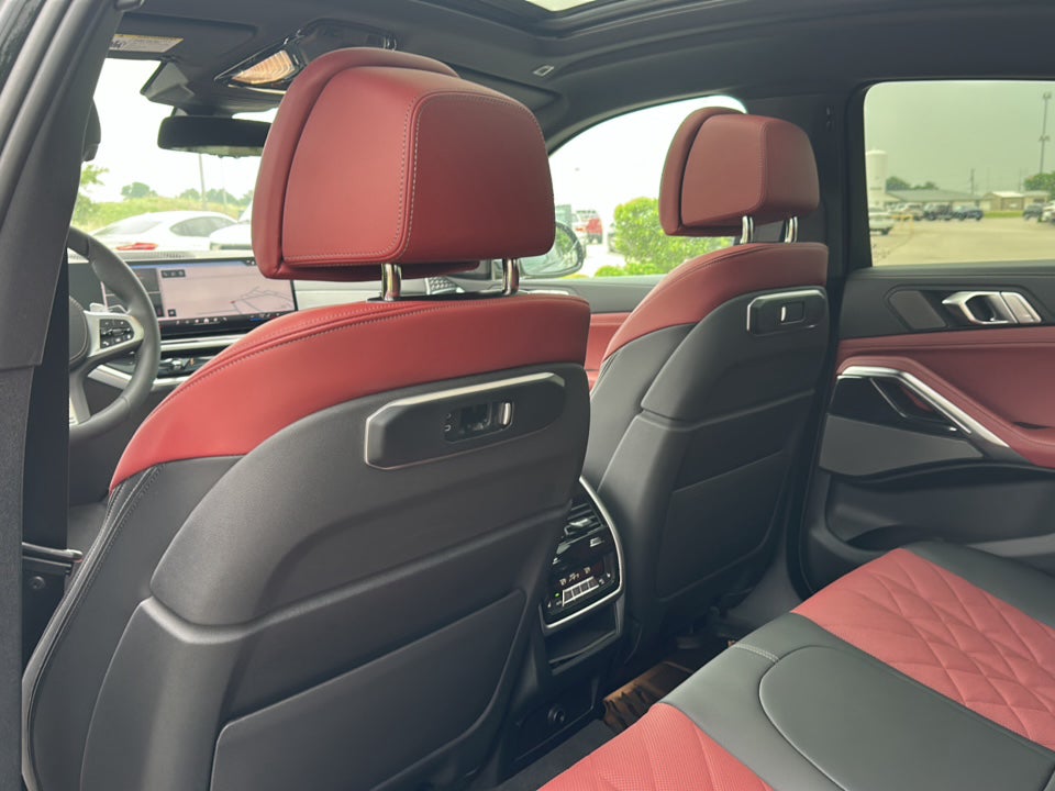 2027 BMW X6 xDrive40i