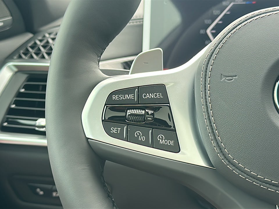 2027 BMW X6 xDrive40i