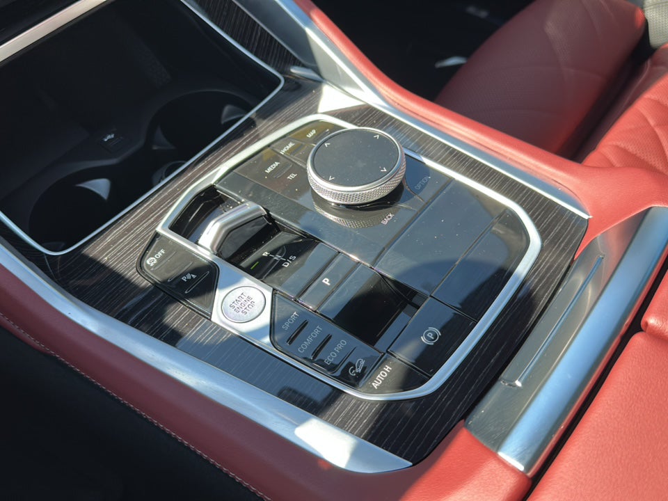 2026 BMW X6 xDrive40i