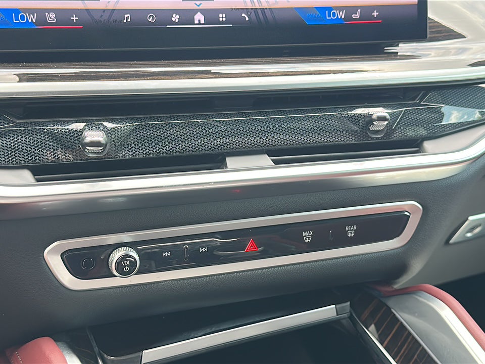 2024 BMW X6 xDrive40i