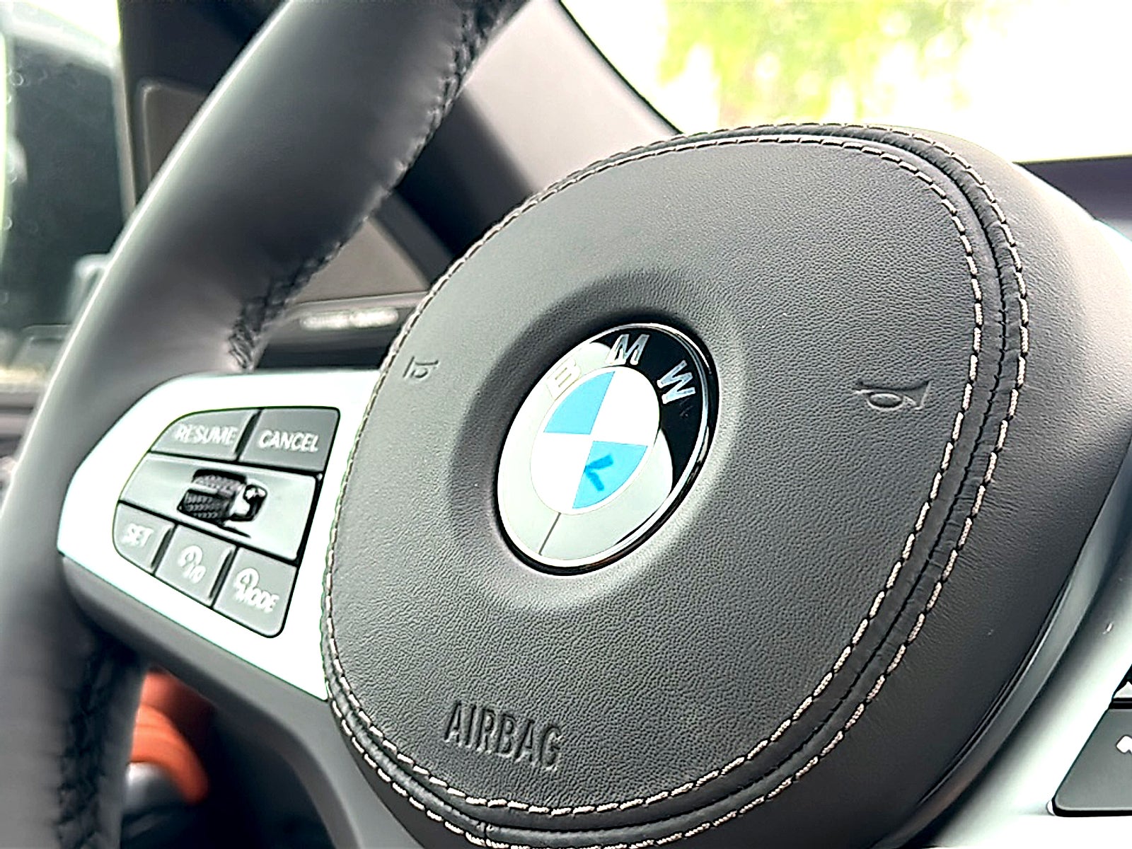 2027 BMW X6 xDrive40i