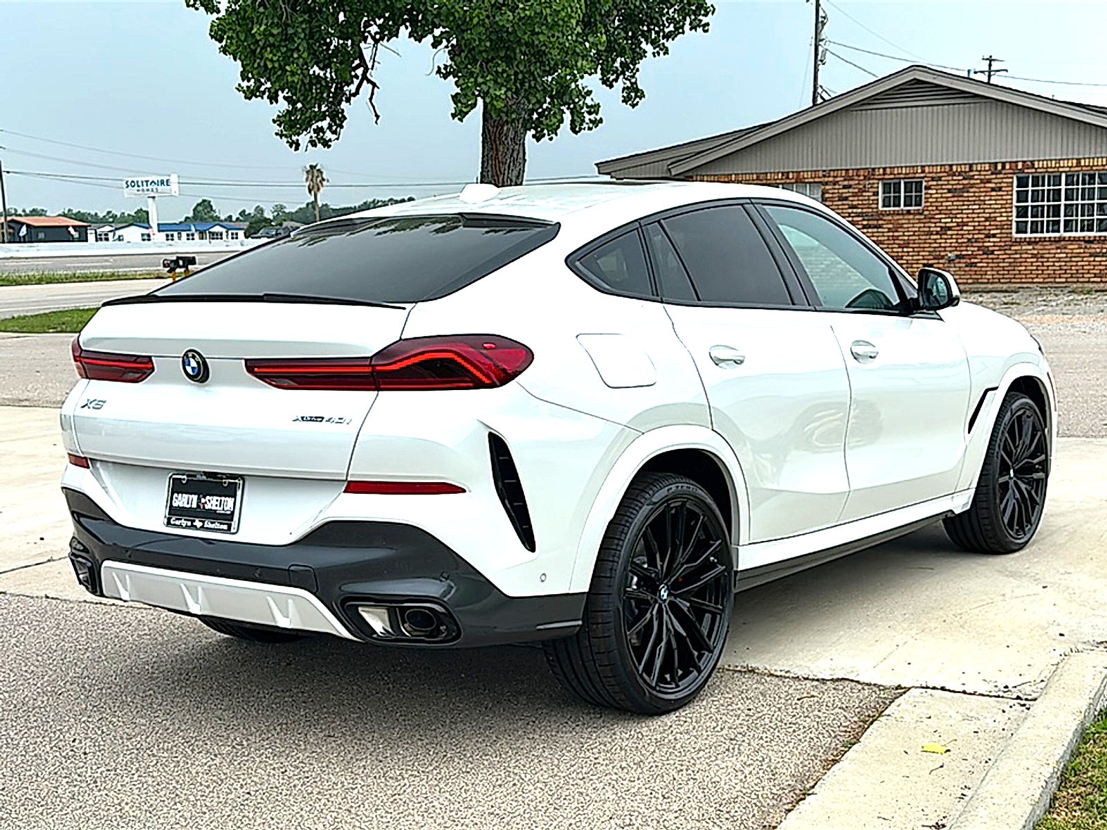 2027 BMW X6 xDrive40i