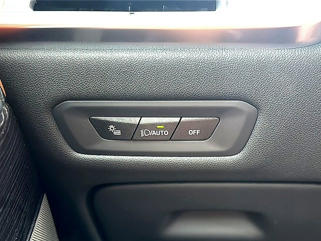 2027 BMW X6 xDrive40i