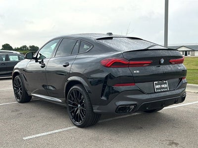 2027 BMW X6 M60i