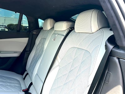 2026 BMW X6 M60i