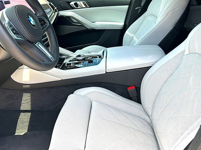 2026 BMW X6 M60i