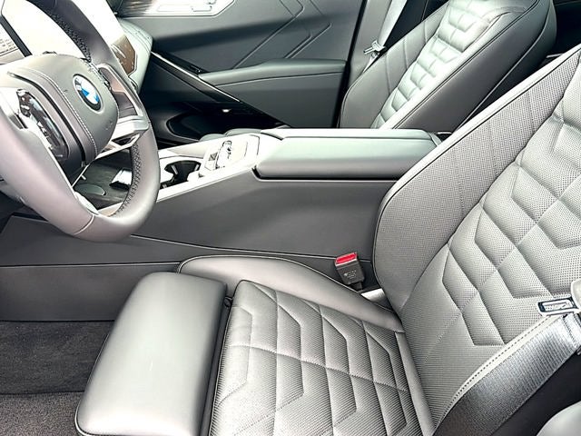 2027 BMW X5 40 xDrive