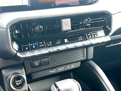 2024 Toyota Land Cruiser 4WD (Natl)