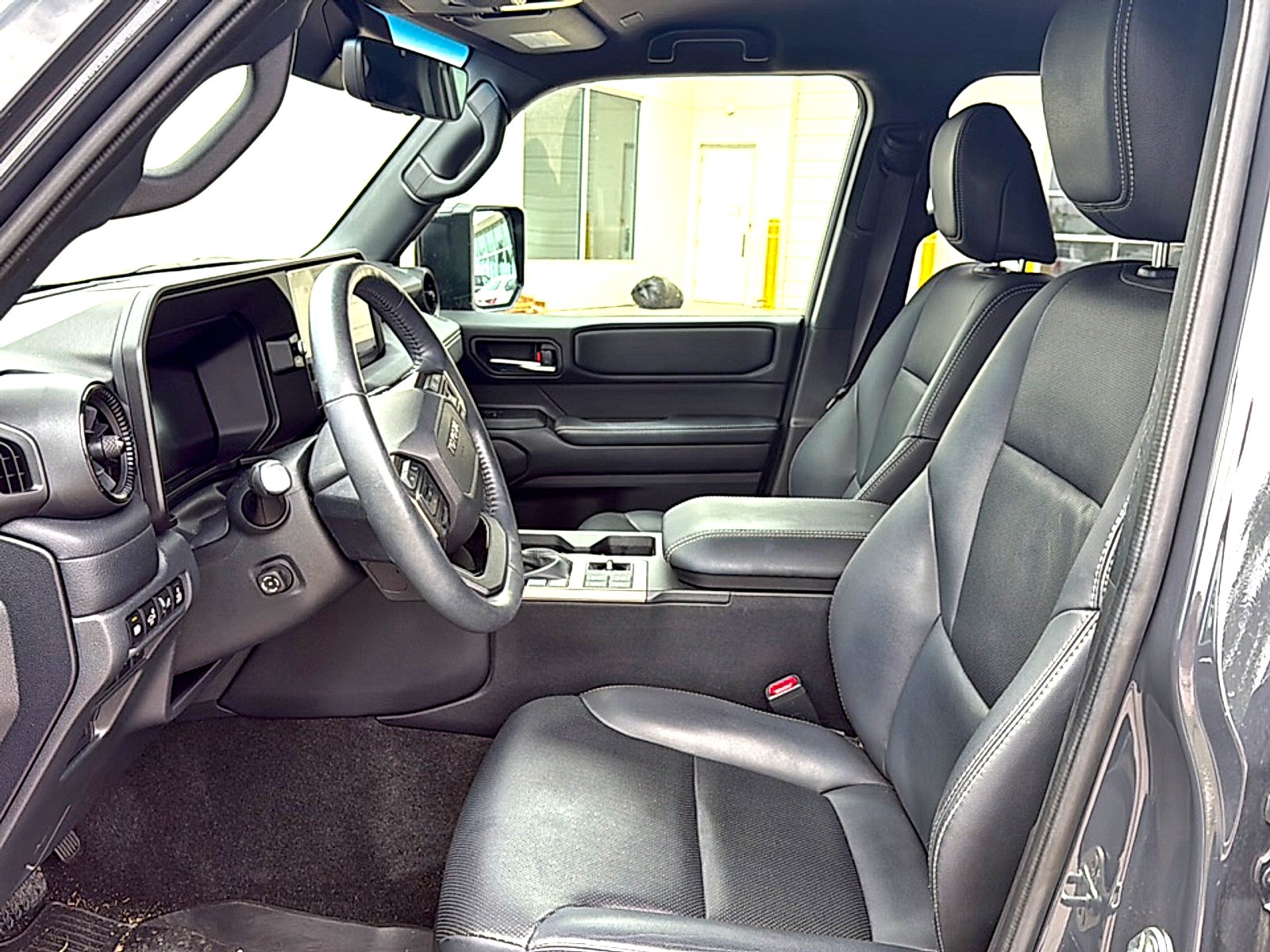 2024 Toyota Land Cruiser 4WD (Natl)