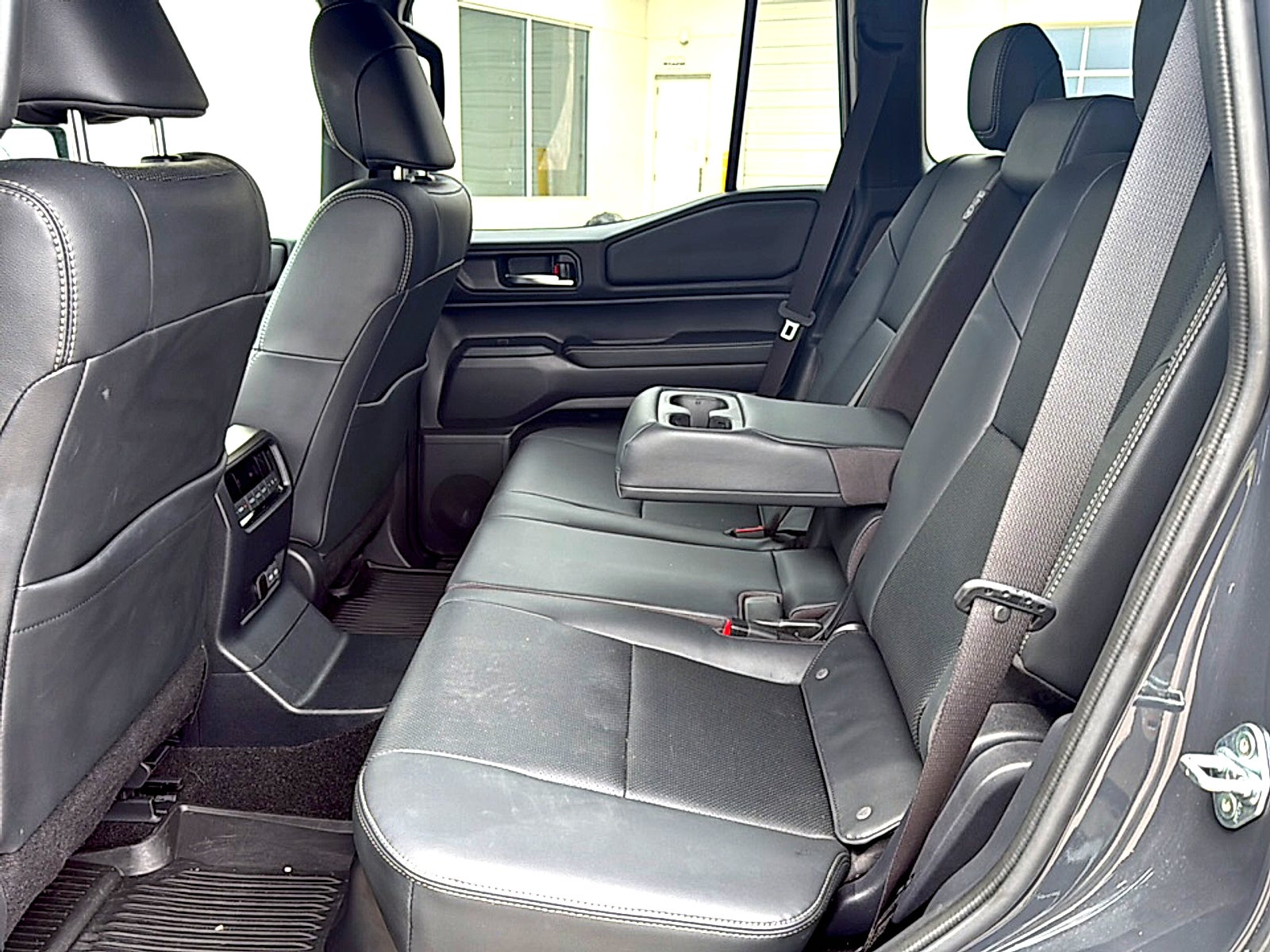 2024 Toyota Land Cruiser 4WD (Natl)
