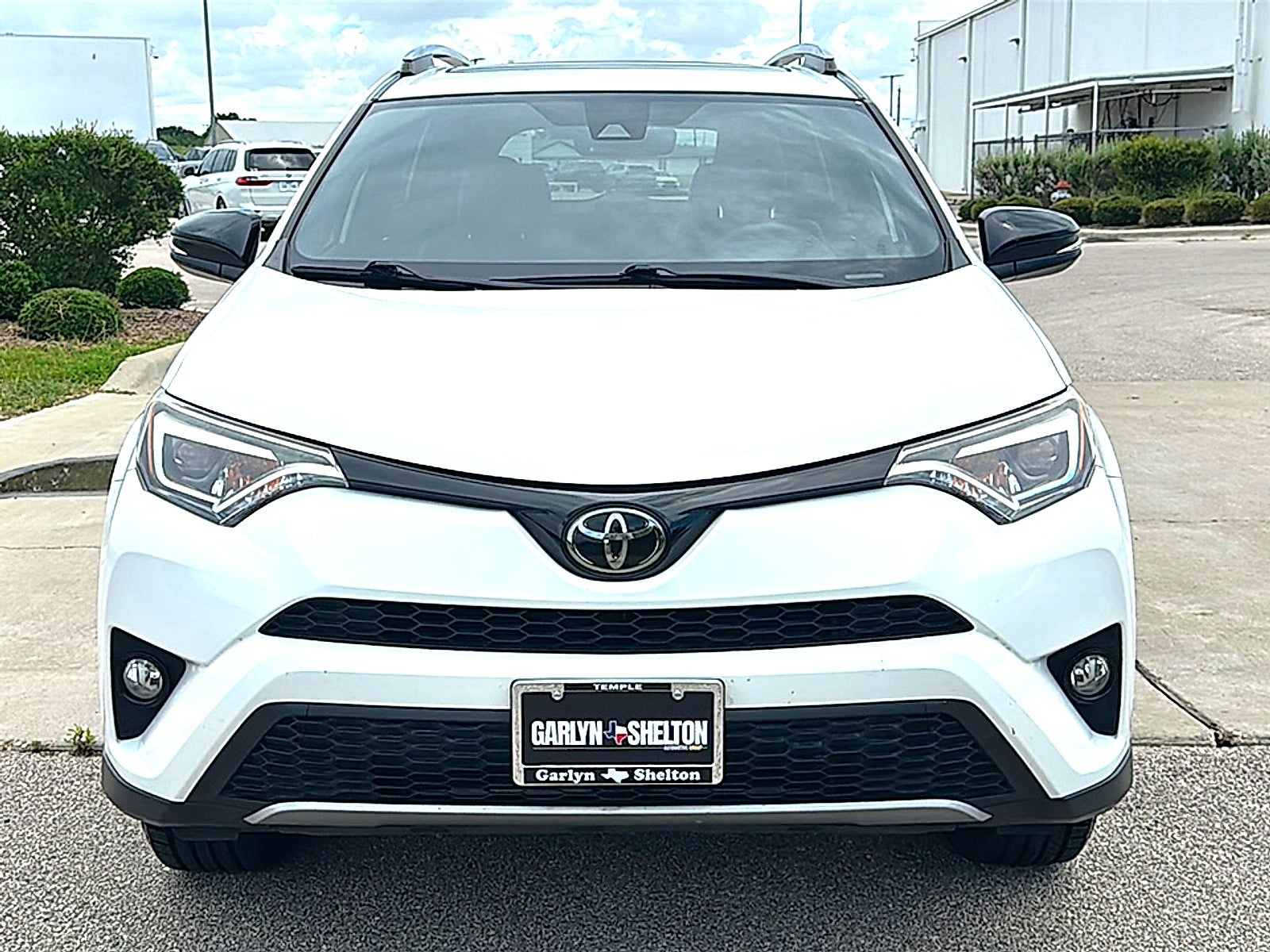 2018 Toyota RAV4 SE