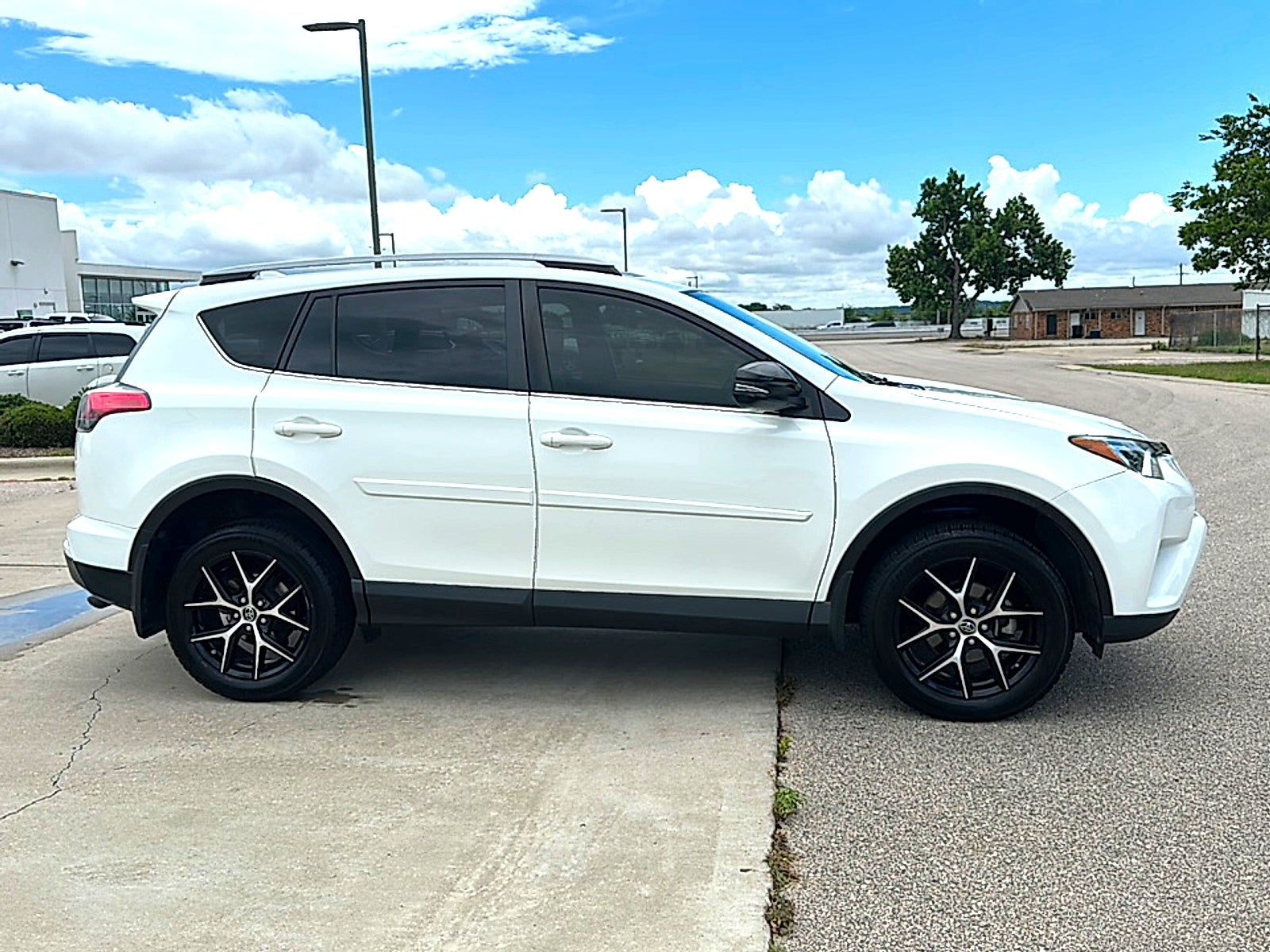 2018 Toyota RAV4 SE
