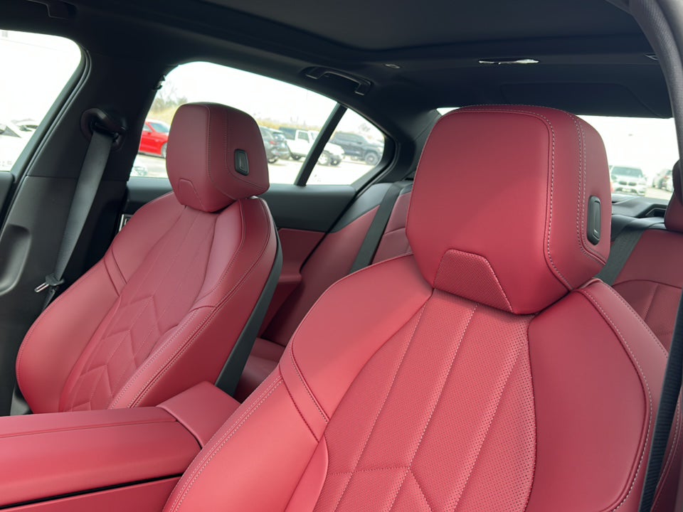 2026 BMW 5 Series 550e xDrive