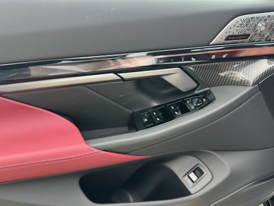 2026 BMW 5 Series 550e xDrive