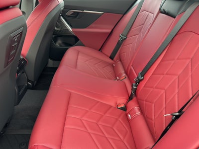 2026 BMW 5 Series 550e xDrive