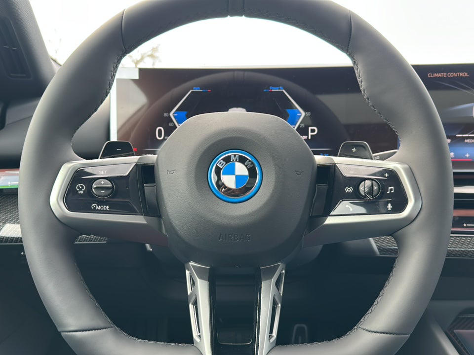 2026 BMW 5 Series 550e xDrive