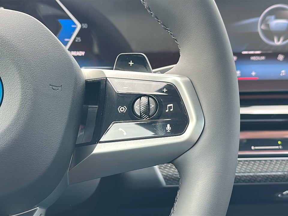 2026 BMW 5 Series 550e xDrive