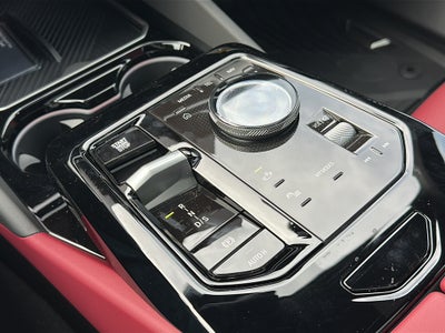 2026 BMW 5 Series 550e xDrive