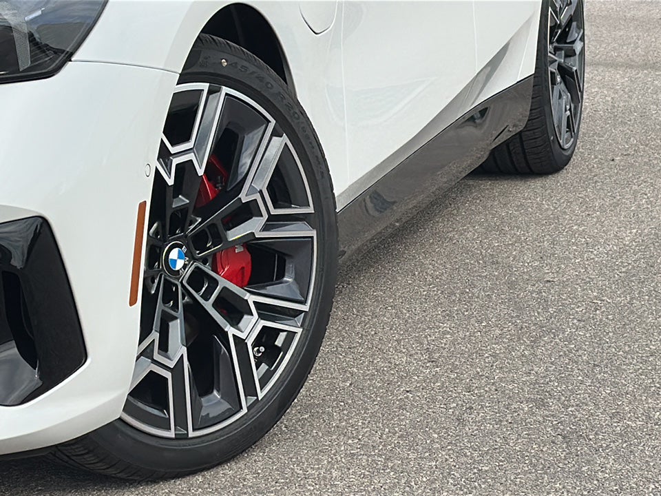 2026 BMW 5 Series 550e xDrive