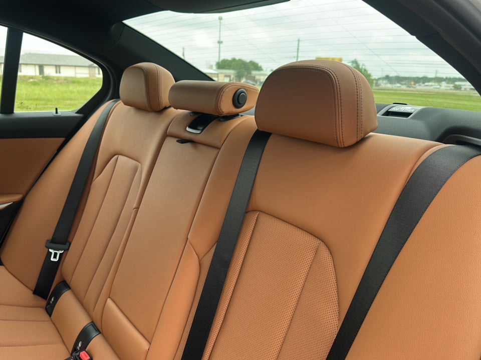 2026 BMW 3 Series 330i