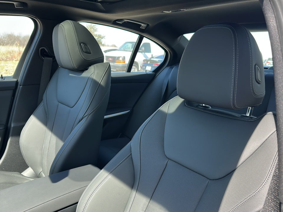 2026 BMW 3 Series 330i