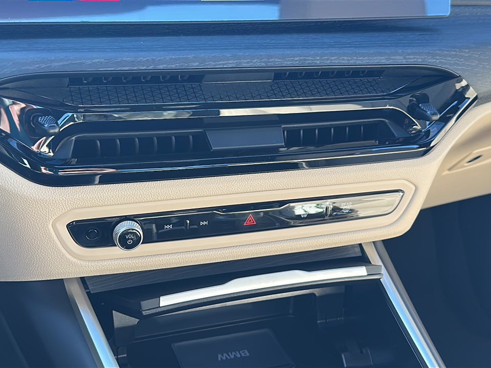 2026 BMW 3 Series 330i