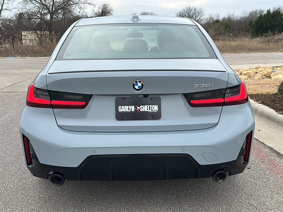 2026 BMW 330i 330i