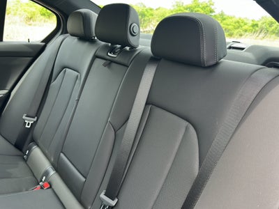 2026 BMW 3 Series 330i