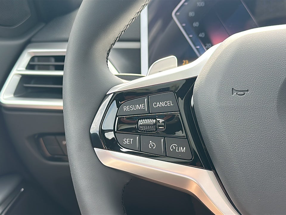 2026 BMW 3 Series 330i