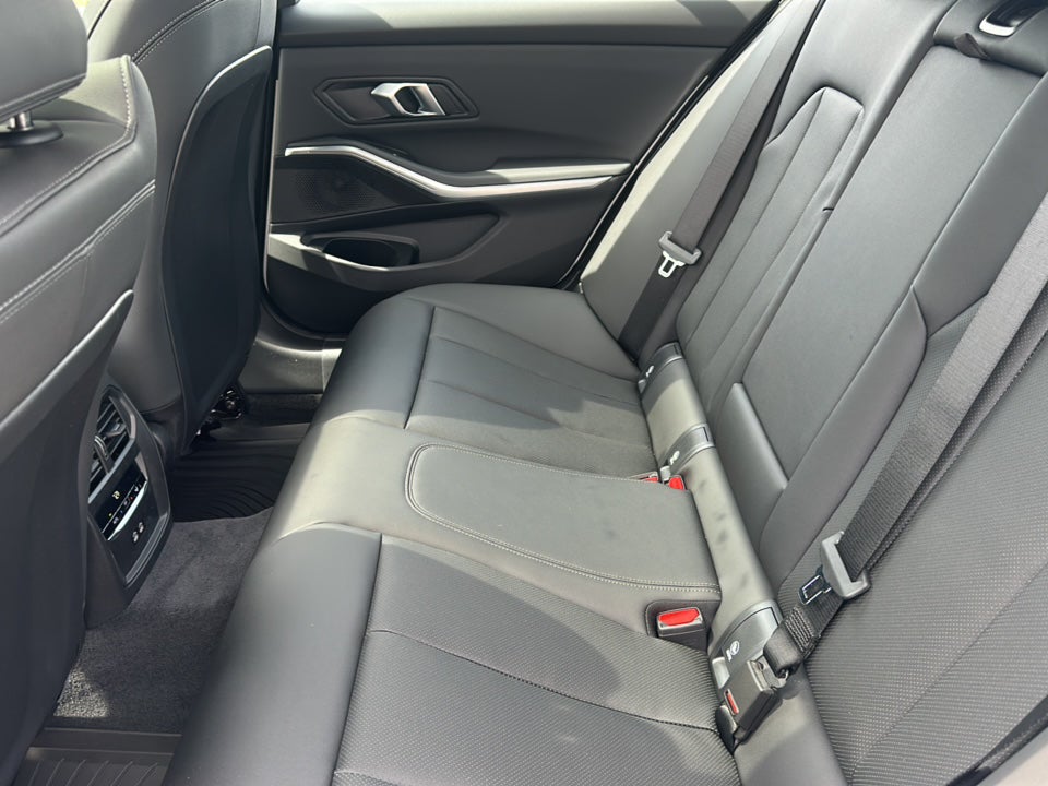 2026 BMW 3 Series 330i