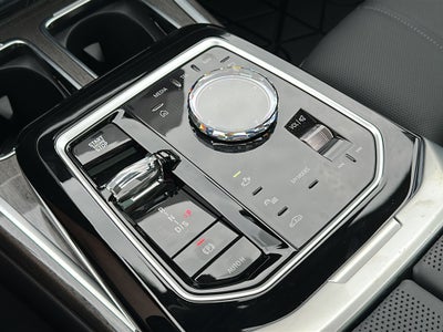 2026 BMW 7 Series 740i