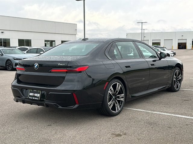 2026 BMW 7 Series 740i