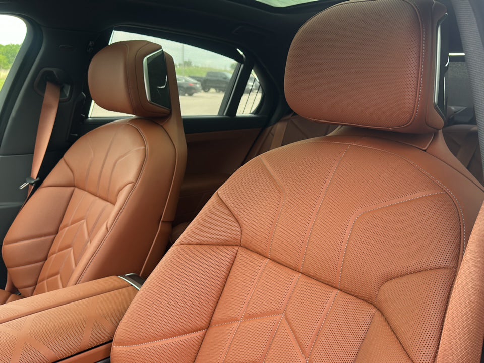 2026 BMW 7 Series 740i