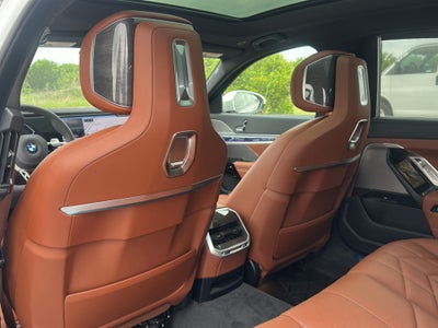 2026 BMW 7 Series 740i