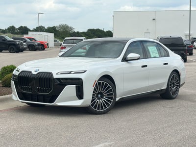 2026 BMW 7 Series 740i