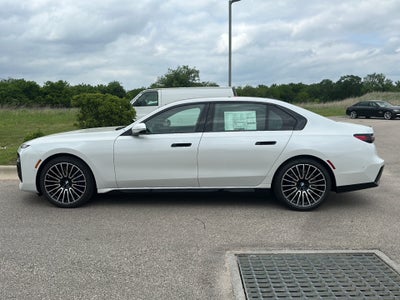 2026 BMW 7 Series 740i