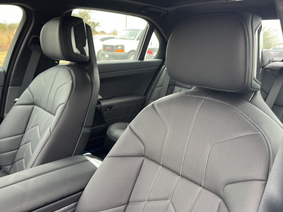 2026 BMW 7 Series 740i